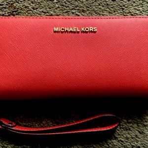 Michael Kors zipped wallet